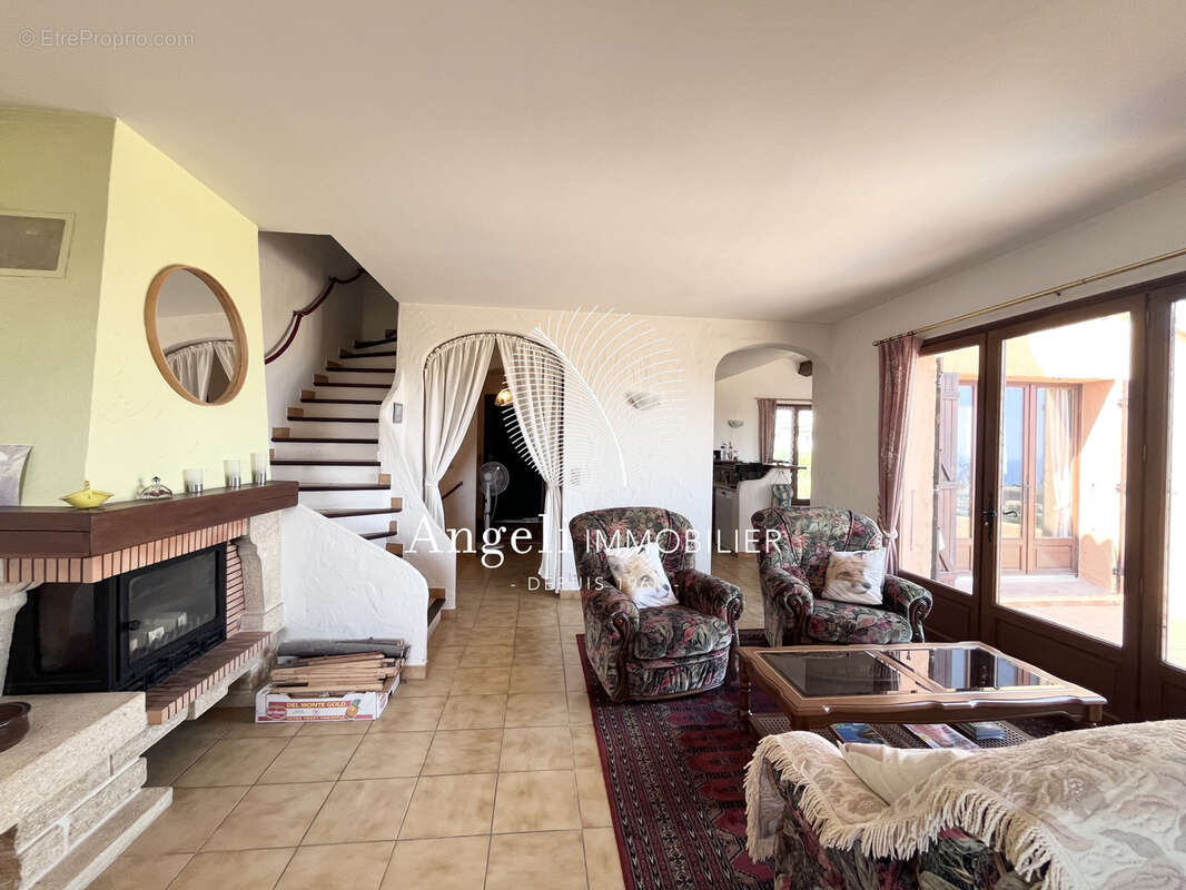 Villa Provençale vue mer - Saint AYGULF - photo 11