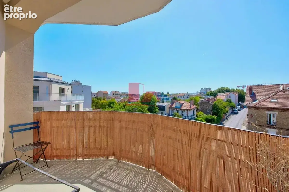 Issy - Centre - Beau 3 pièces de 64.21 m2 avec Balcon et cave - photo 3