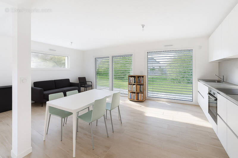 Maison à DIVONNE-LES-BAINS