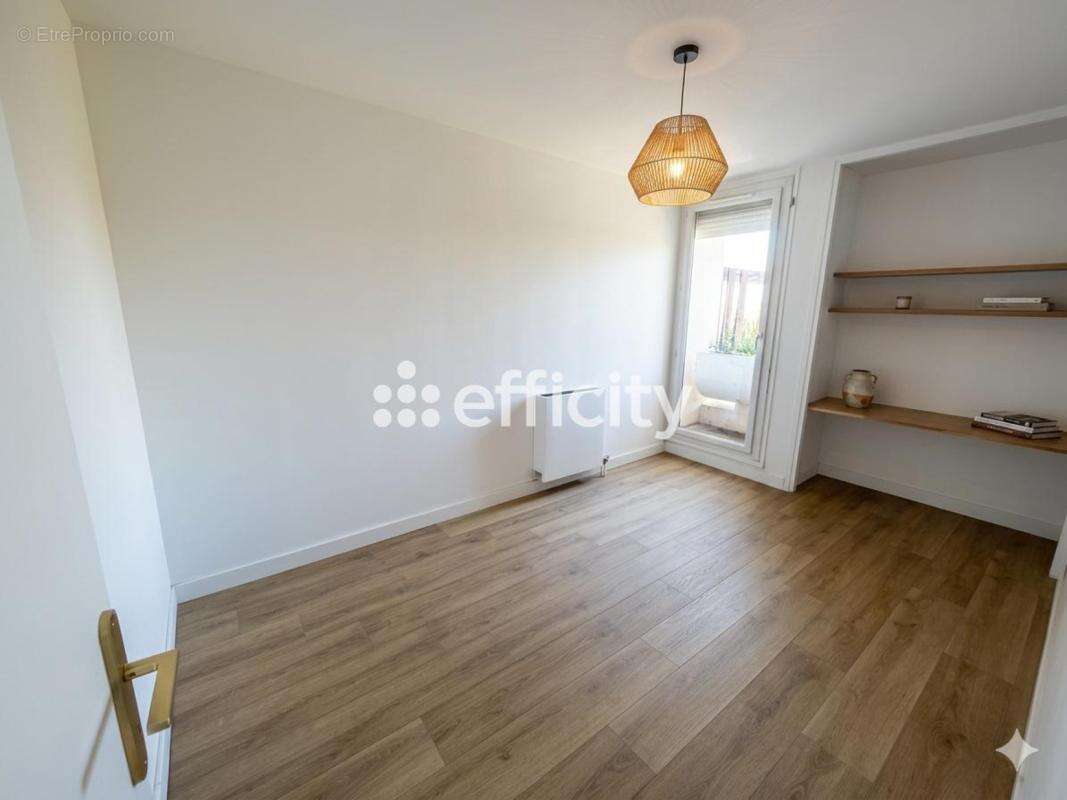 Appartement à TALENCE