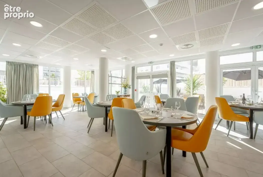 INVESTISSEMENT LOCATIF  La Seyne-sur-Mer  Résidence Seniors Stella Port Provence  5.80% de rentabilité - photo 7