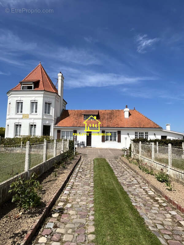 Maison à SAINT-ROMAIN-DE-COLBOSC
