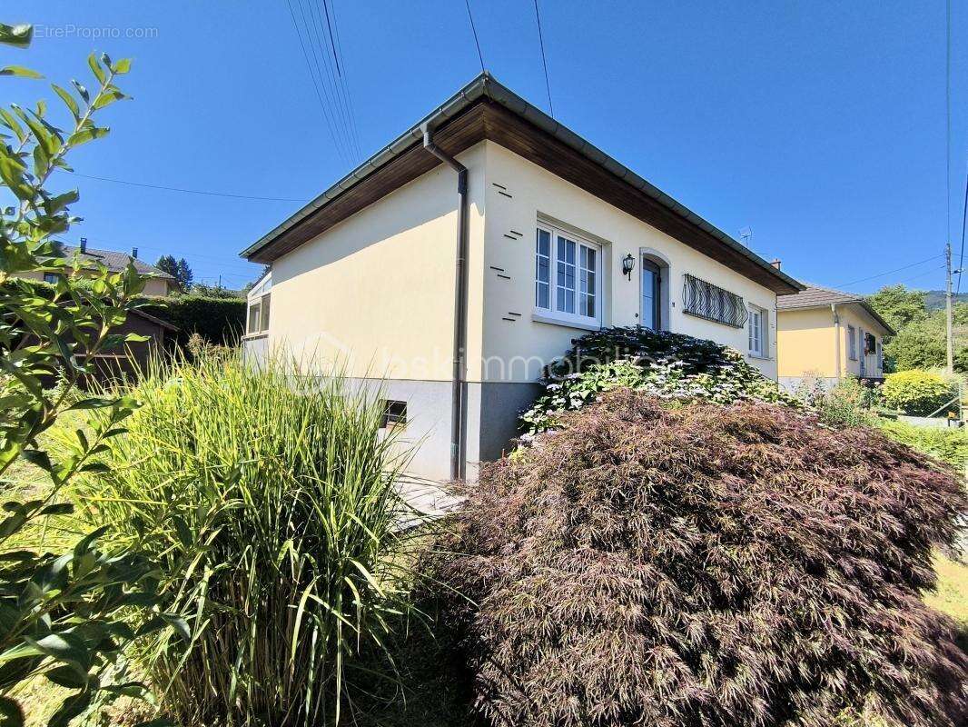 Maison individuelle de plain-pied 76 m2, 4 pièces, 2 chambres, terrain clôturé 3 ares 87 – Vue Montagnes - photo 2