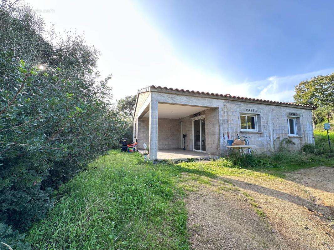 Maison à ALATA