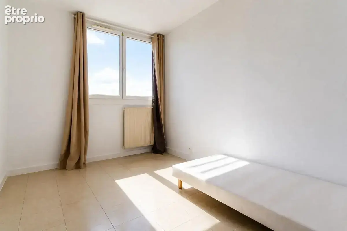 Appartement de 4 pièces de 77 m² à Trappes - photo 10