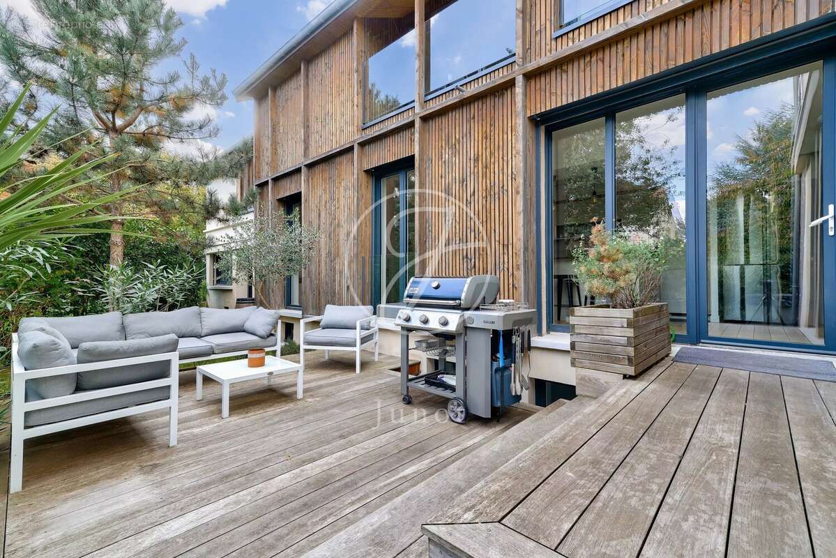 Maison à SAINT-CLOUD