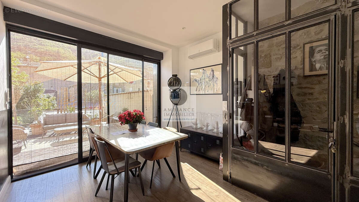 Appartement à TOURNON-SUR-RHONE