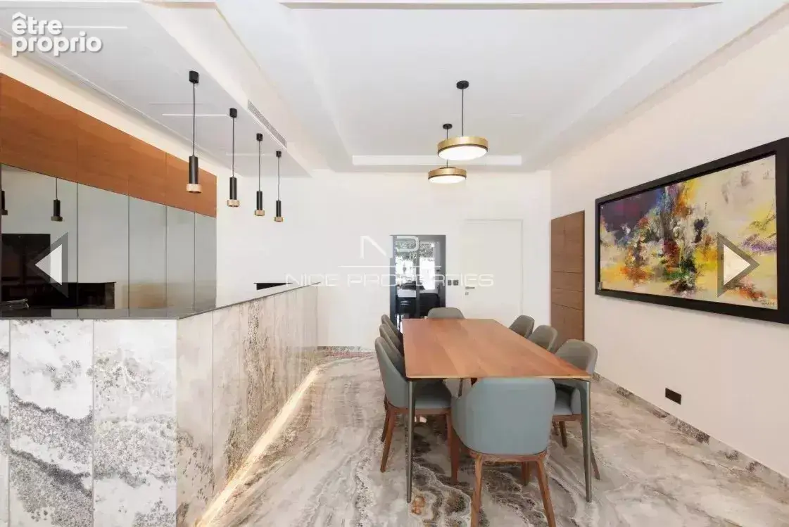 Cannes, appartement de 220 m² avec terrasse de 110 m² et garage sur le Croisette - photo 6
