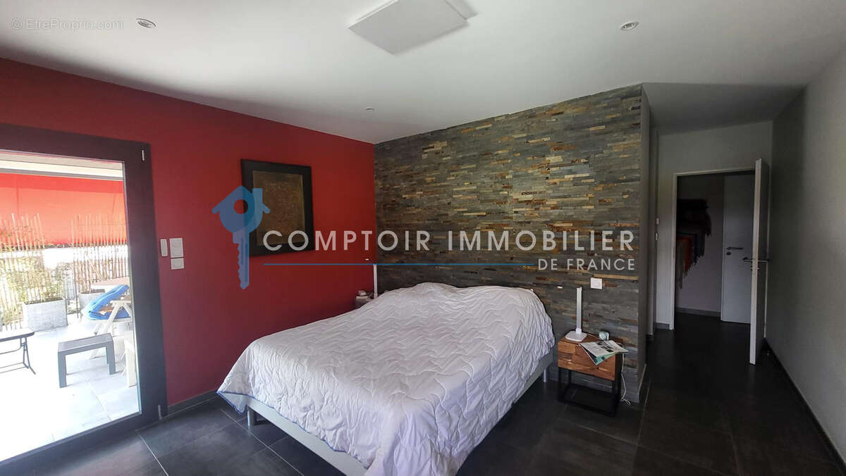 Villa contemporaine en viager occupé proche d'ALES - photo 9
