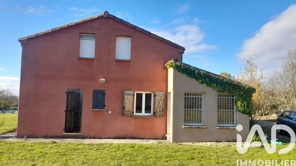 Photo 2 - Maison à LALBENQUE