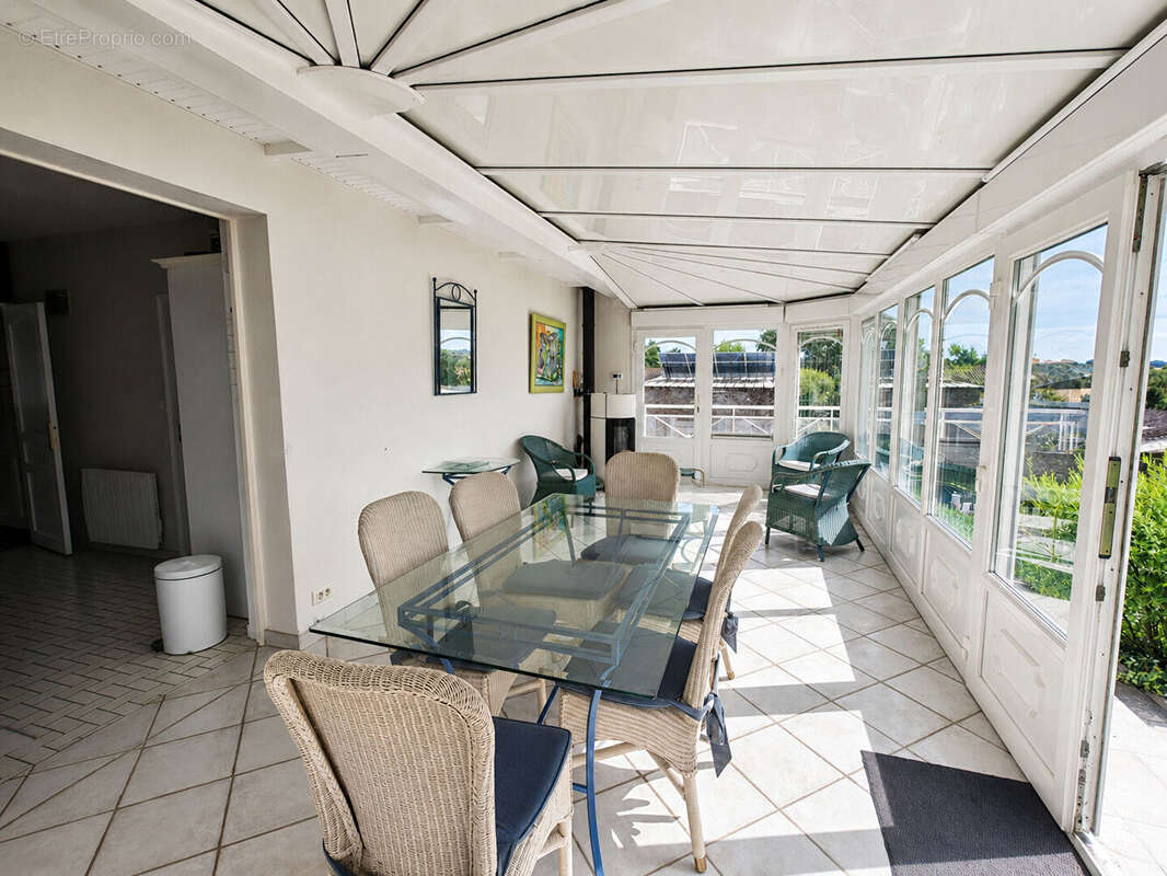 Pavillon familial 136 m² 4 chambres Sous-sol complet - photo 7