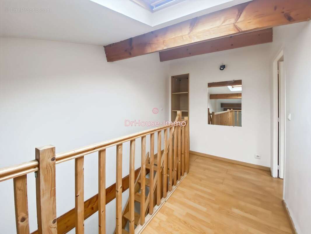Appartement à SAINT-MAXIMIN-LA-SAINTE-BAUME