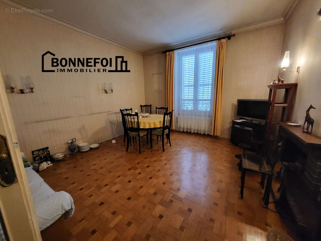 Maison à CHAMPIGNY-SUR-MARNE