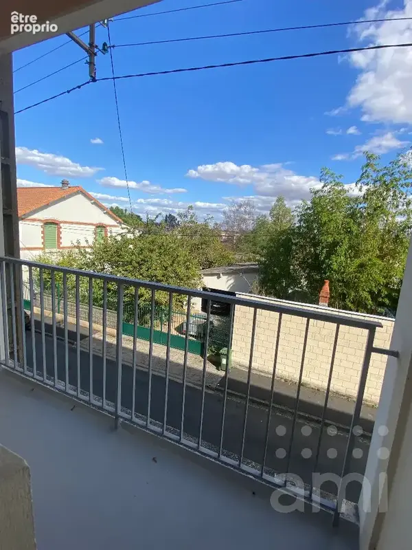Appartement Niort 3 pièces -75 m2 - photo 2