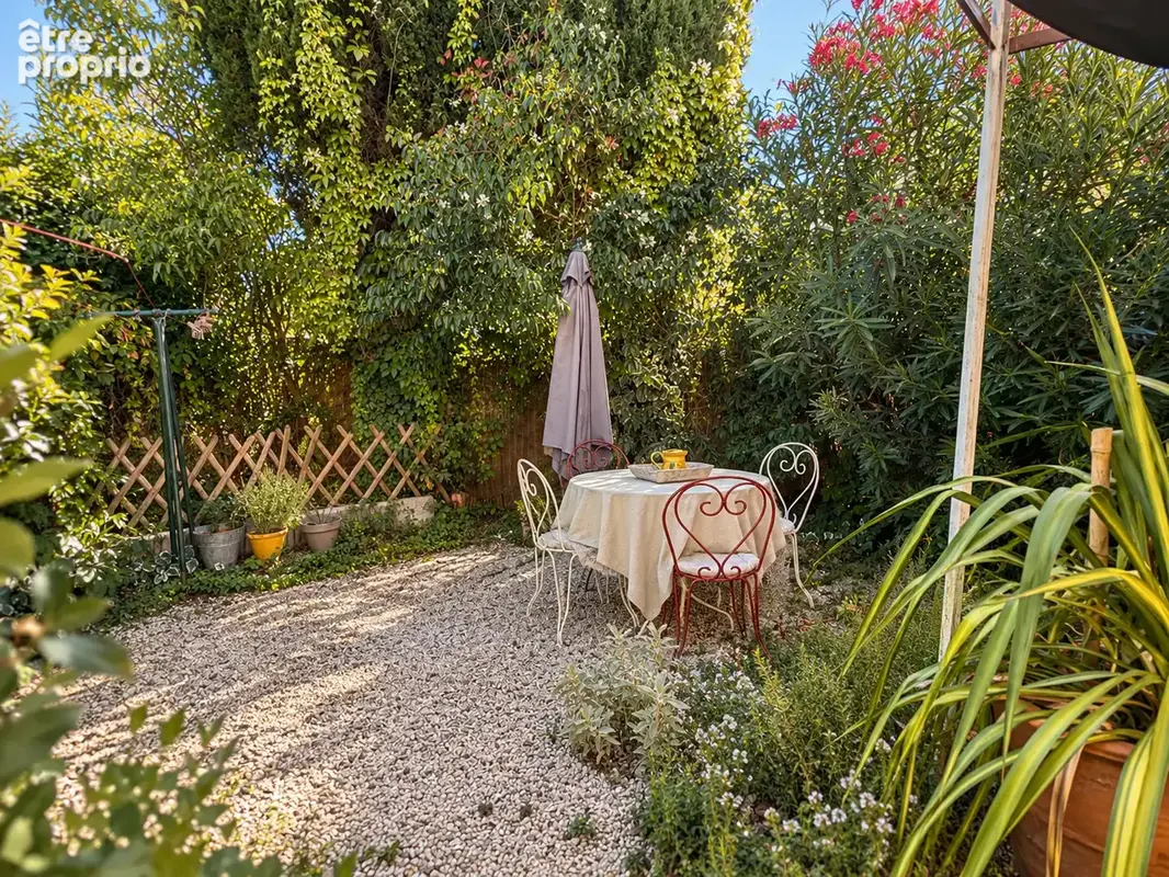 Maison familiale avec jardin et garage   Avignon Pont des Deux Eaux / Massillargues - photo 12
