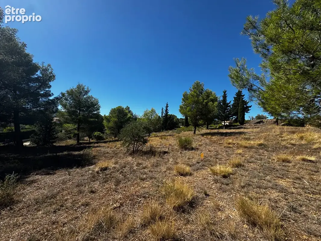 Terrain constructible de 1086 m² à LEZIGNAN CORBIERES - photo 2