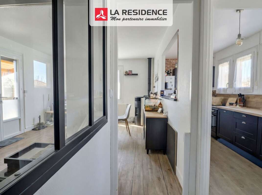 Maison à CRIQUEBEUF-SUR-SEINE