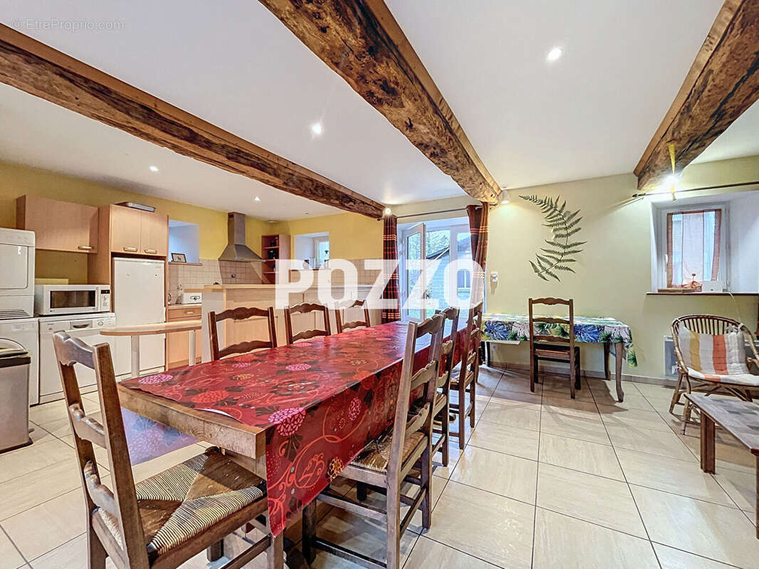 Maison à SAINT-SAUVEUR-LENDELIN