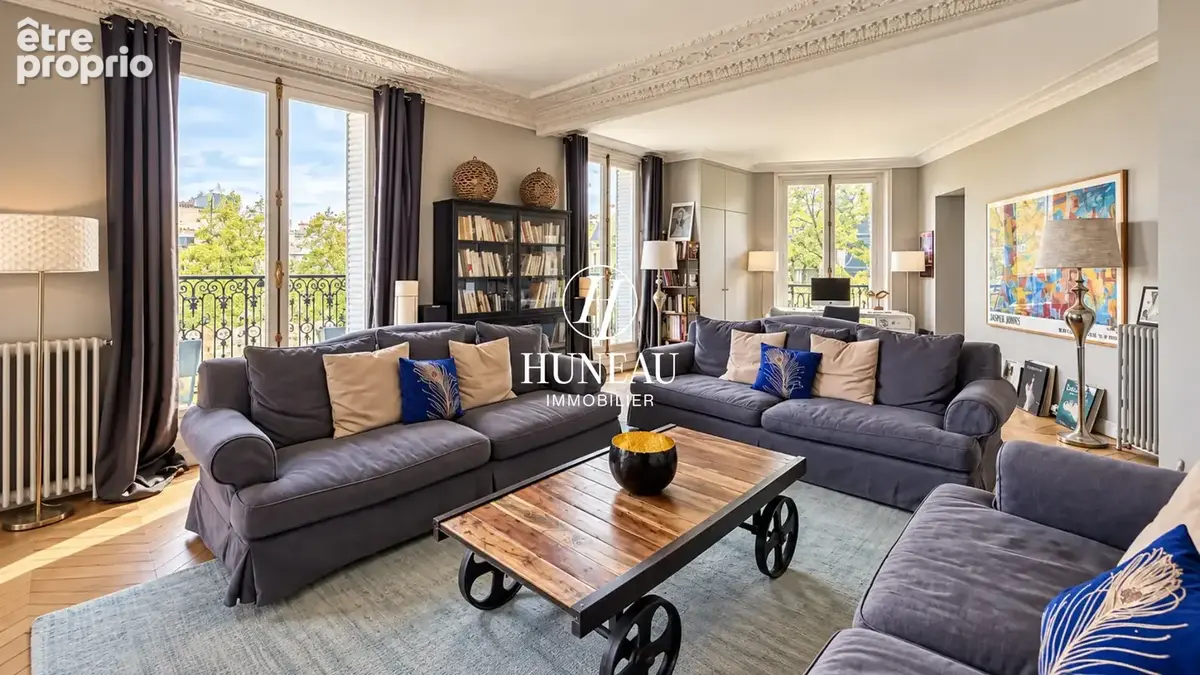 Appartement de prestige refait à neuf et au dernier etage - photo 2