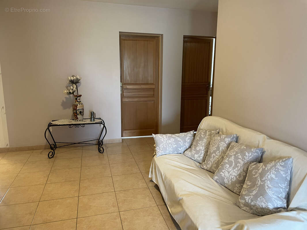 Maison à SAINT-DENIS-DES-PUITS