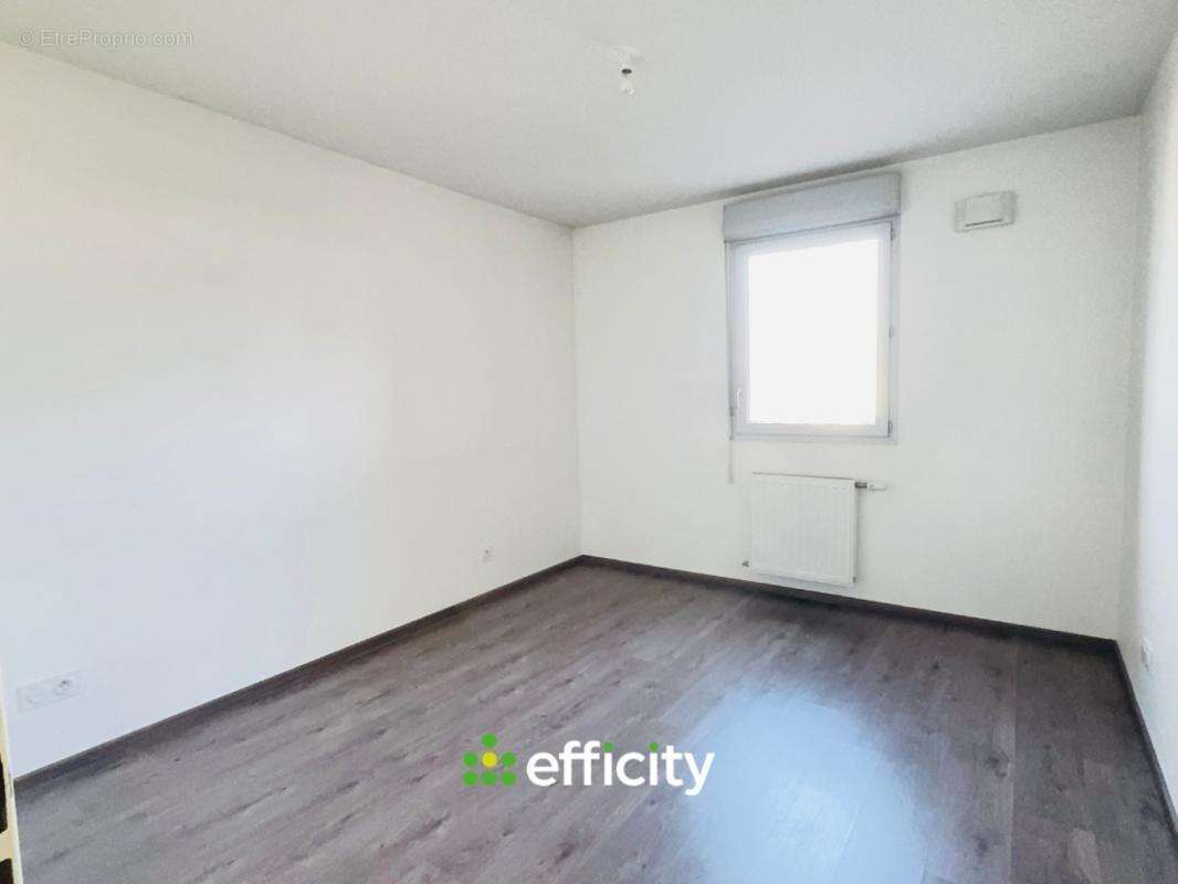 Appartement à VAULX-EN-VELIN
