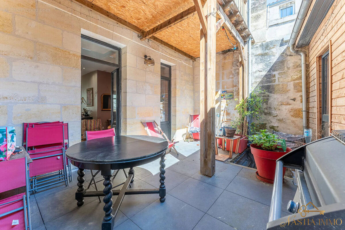 Appartement à BORDEAUX
