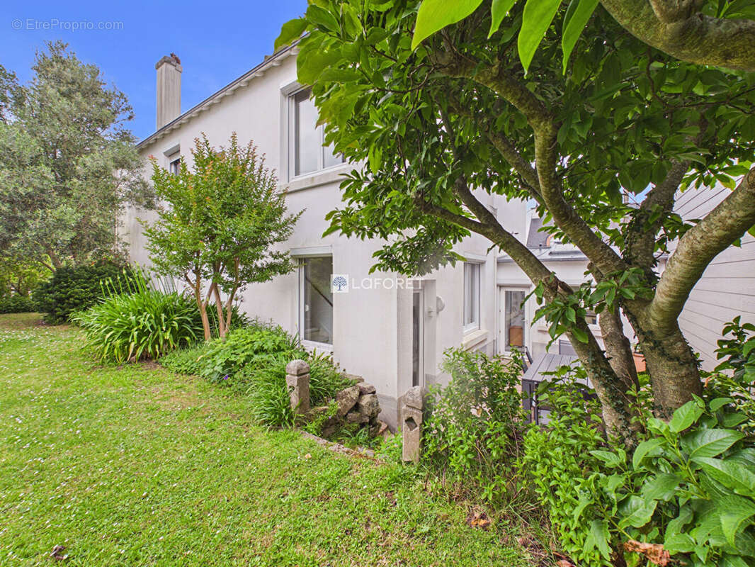 QUIMPER - belle maison 4 chambres dans un quartier recherché - photo 16