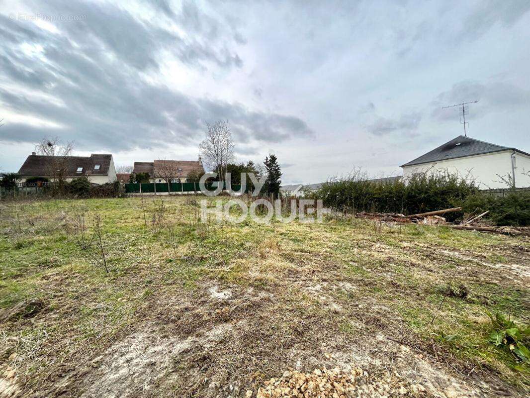 Terrain Le Meux 692 m2 - photo 2