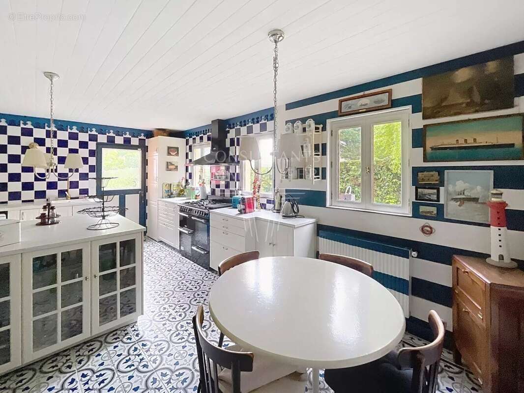 Maison à TROUVILLE-SUR-MER