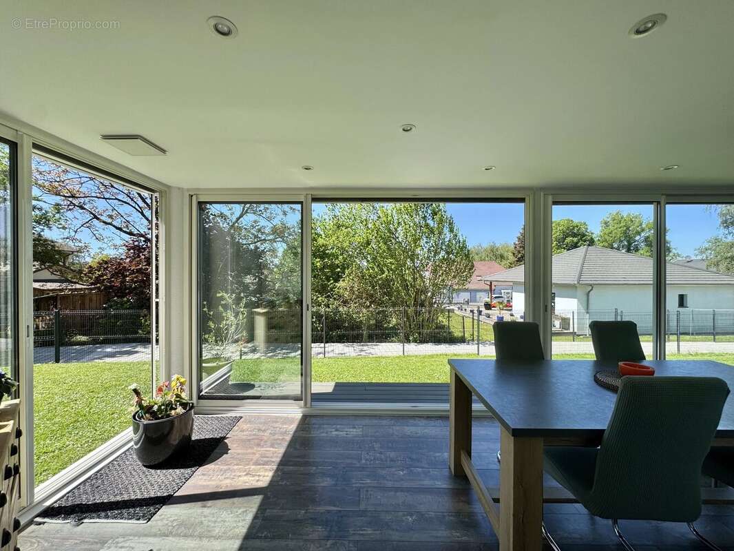 Appartement à DANNEMARIE