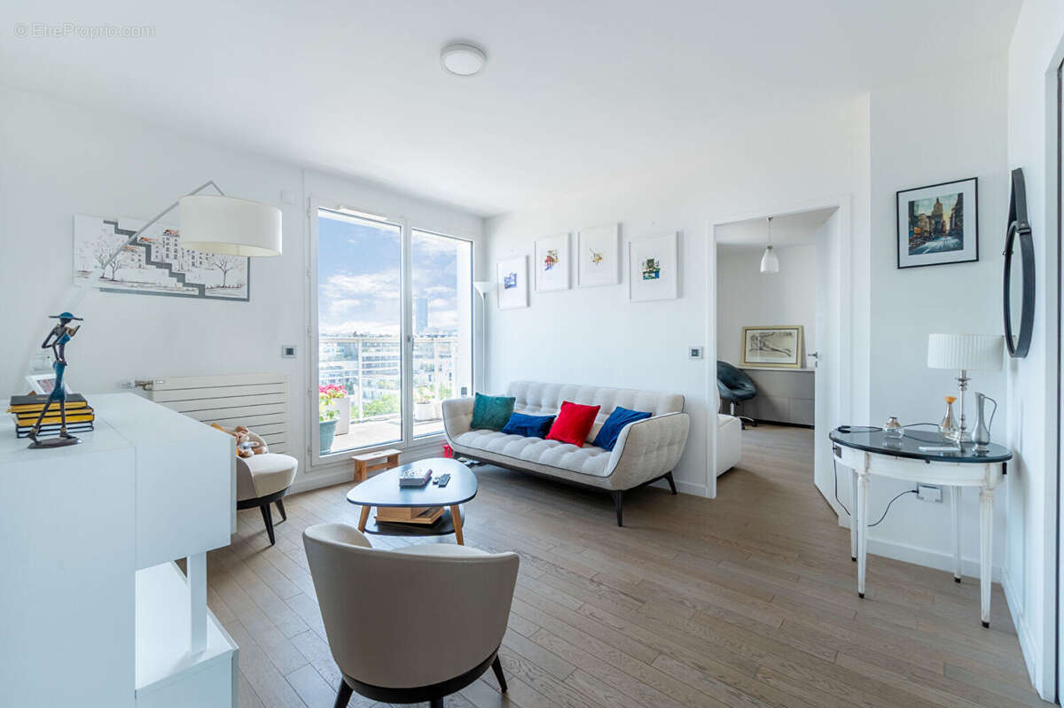 Appartement à PARIS-15E