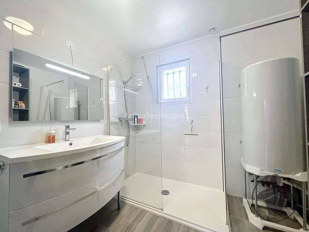 Maison à MONTPON-MENESTEROL