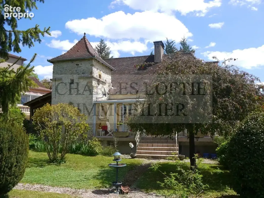 Appartement à CAZALS