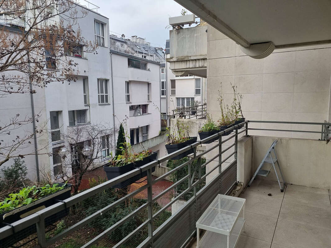 Appartement à LEVALLOIS-PERRET