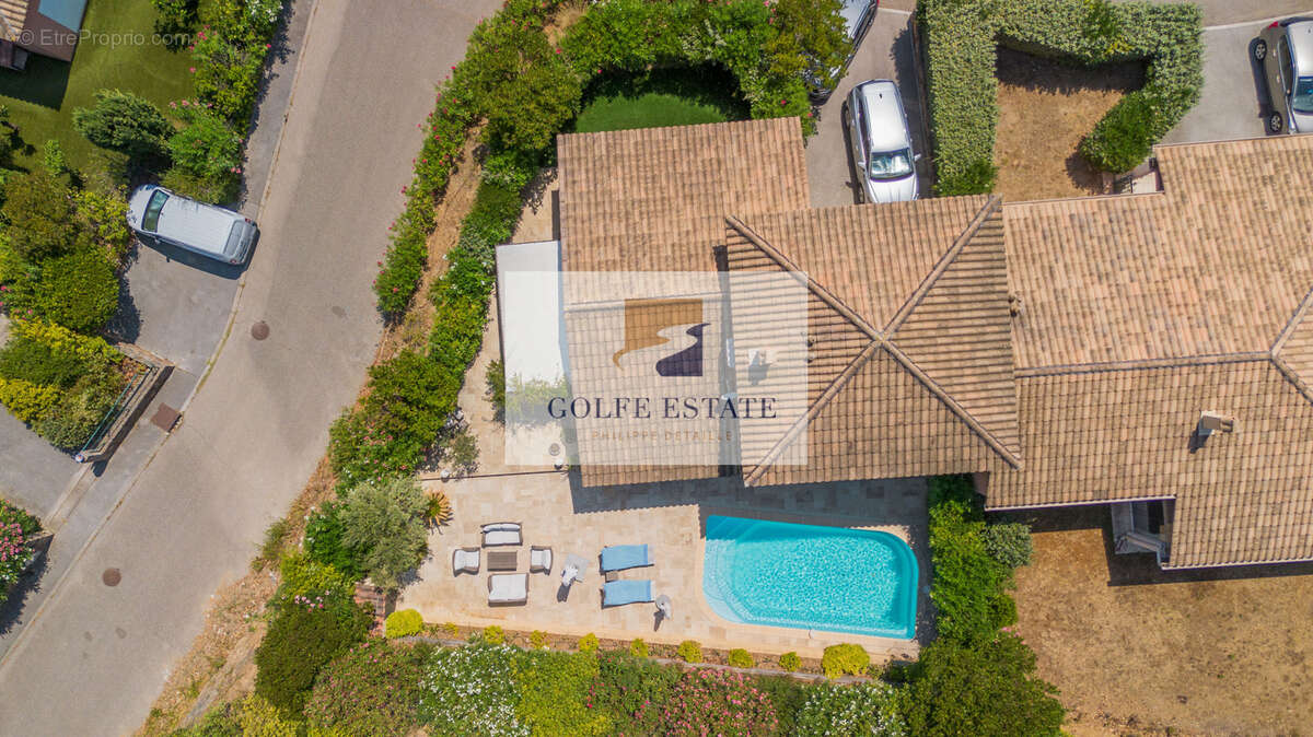 Maison 4 chambres, piscine et garage - photo 20
