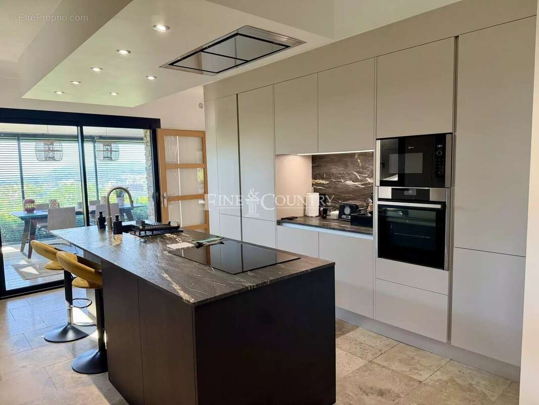 Vente villa  Mougins  Vue mer - photo 10