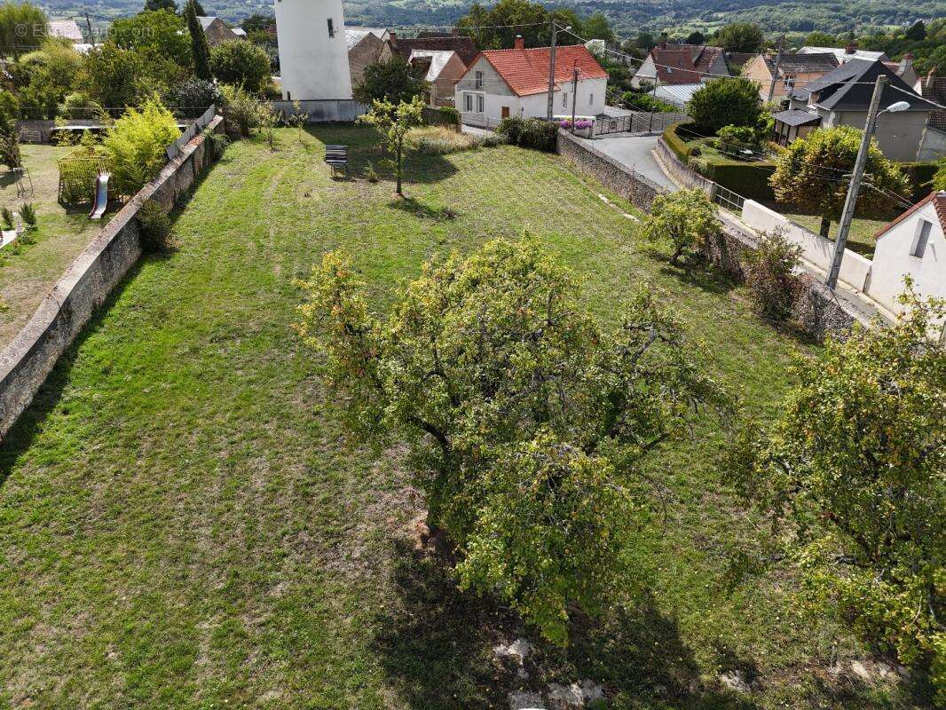 Terrain à LE PECHEREAU