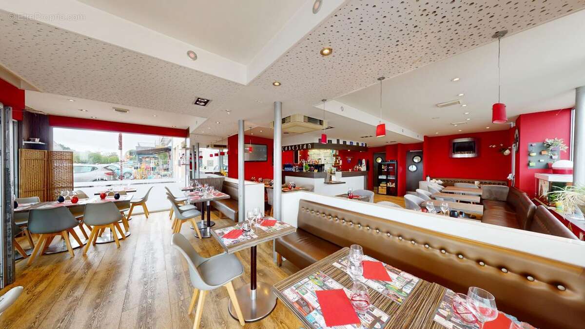 St Vaast La Hougue - Fond de commerce Bar Restaurant vue sur le Port - photo 2