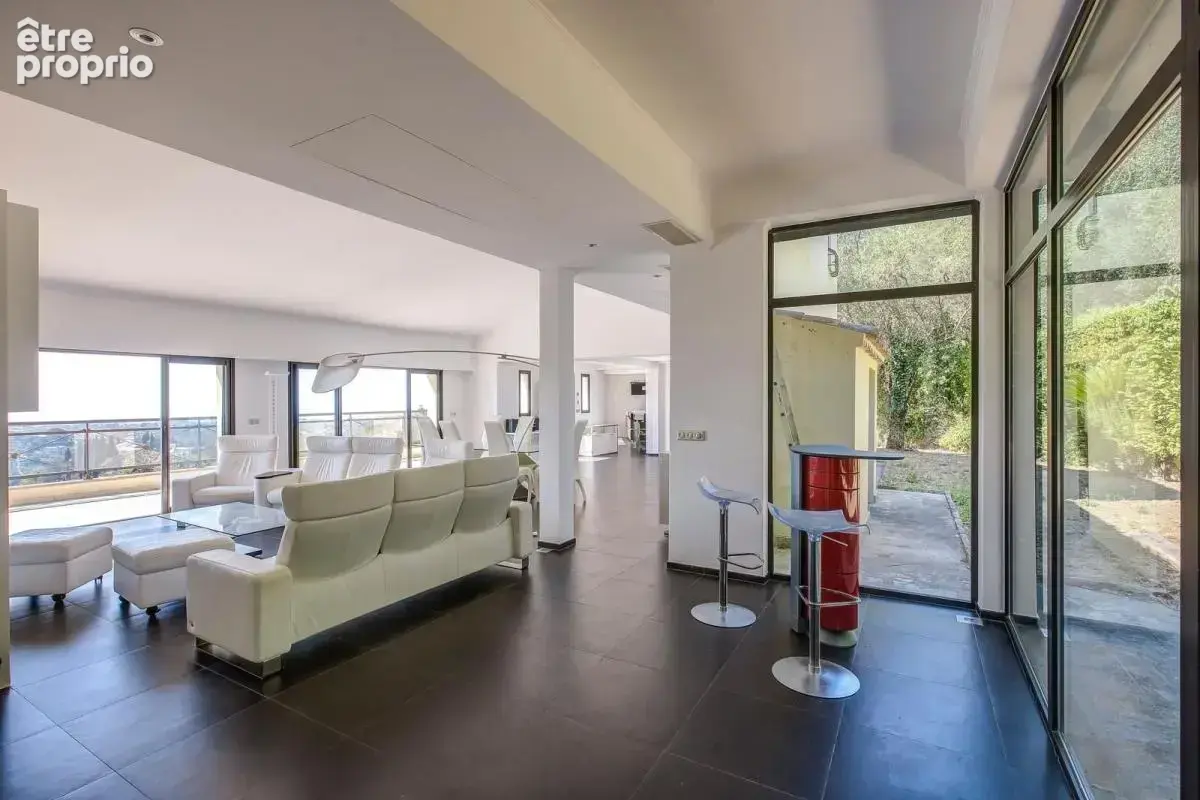 Villa d'exception - vue mer - piscine - photo 12