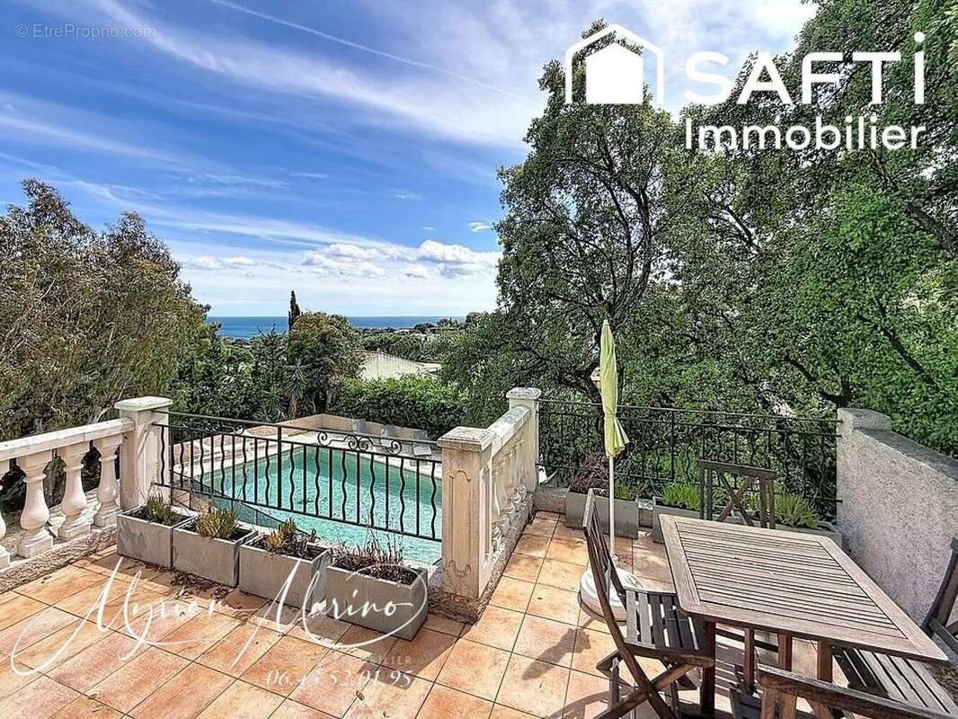 Photo 2 - Maison à FREJUS