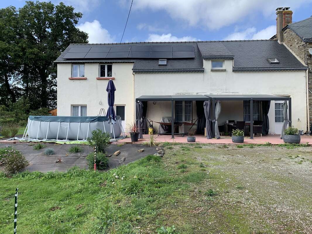 Maison 144 m² à Saint-Malo-Des-Trois-Fontaines  - photo 4