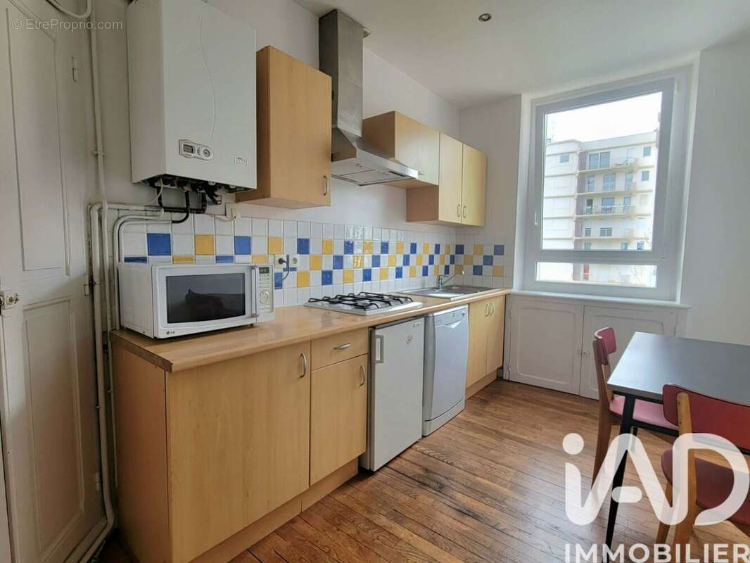 Appartement 78 m² à Saint-Brieuc  - photo 8