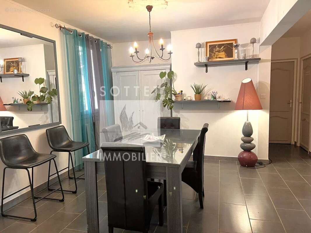 En exclusivite villa de plain-pied t5 garage et dependance sur 1495m² de terrain - photo 6