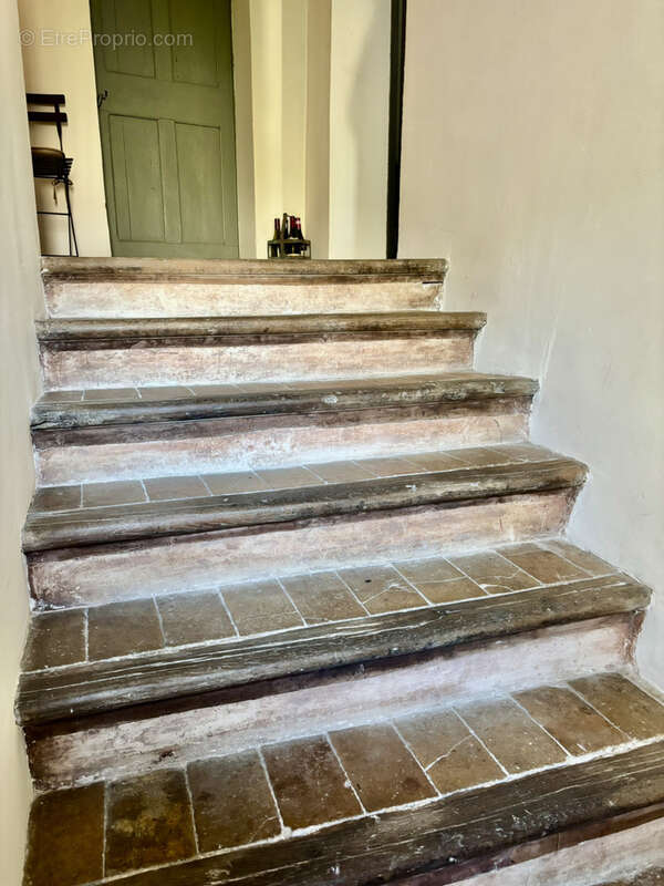 Appartement à MALAUCENE