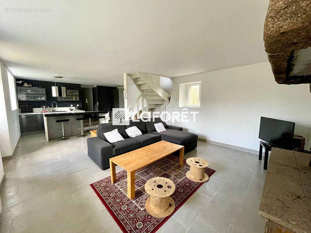 Maison à LE VIEUX-MARCHE