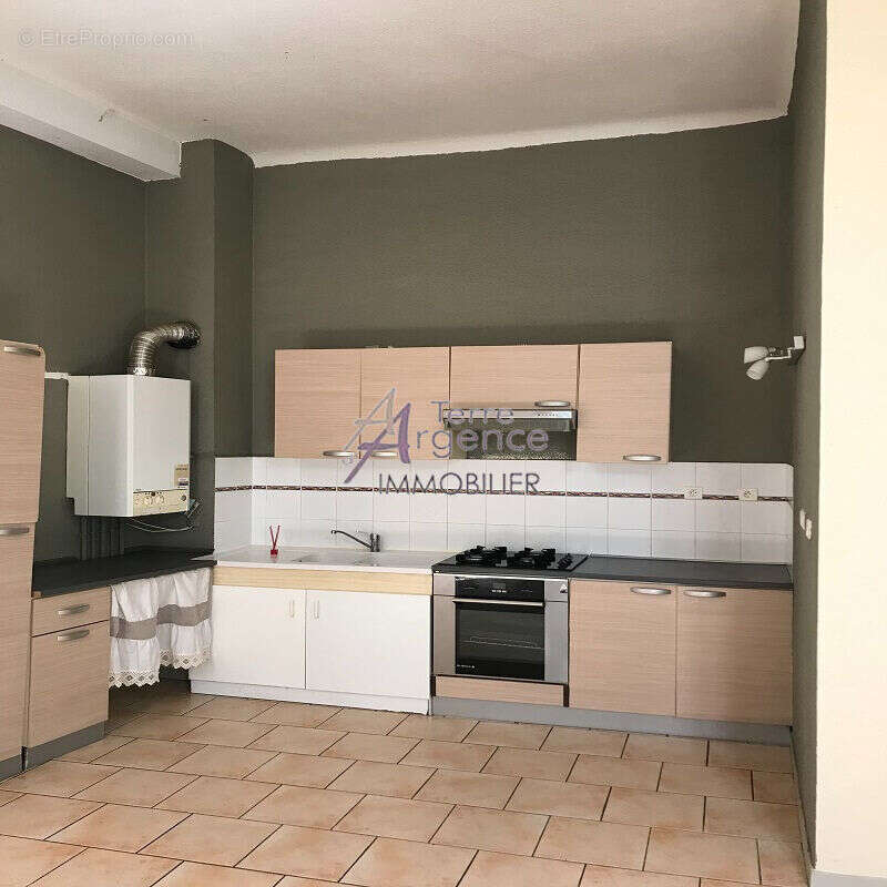 Appartement à BEAUCAIRE