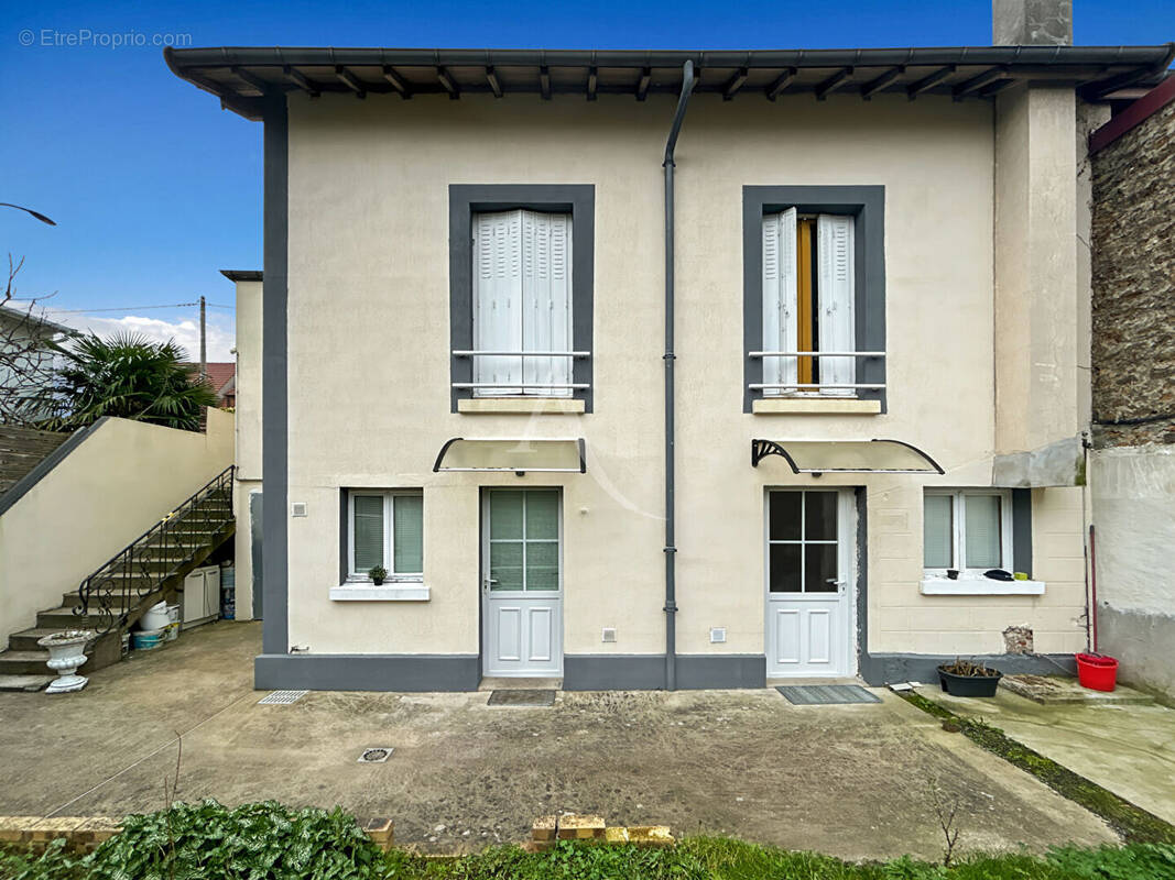 Maison à VITRY-SUR-SEINE