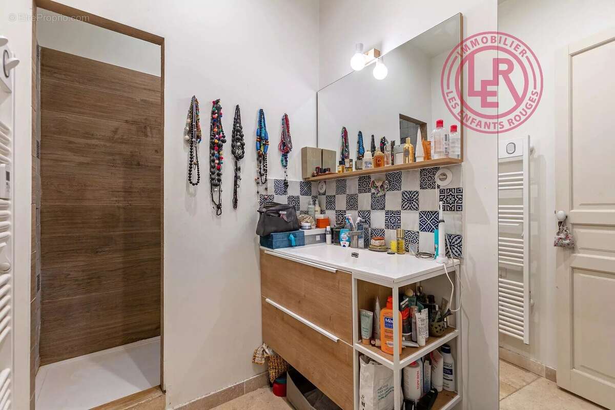 Appartement à PARIS-3E