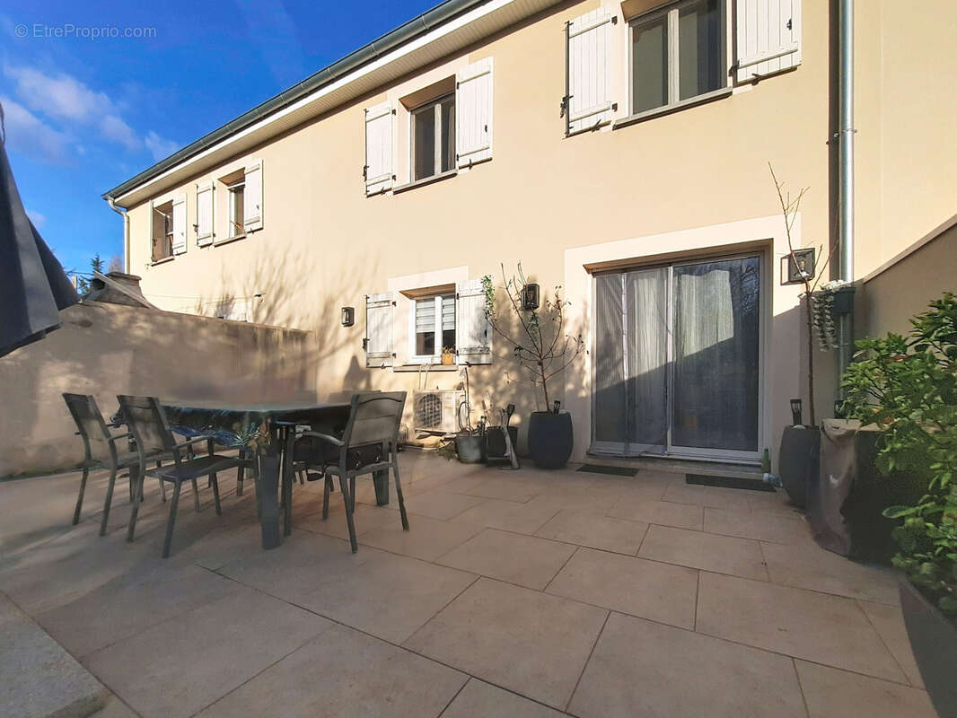 Appartement à MIONS