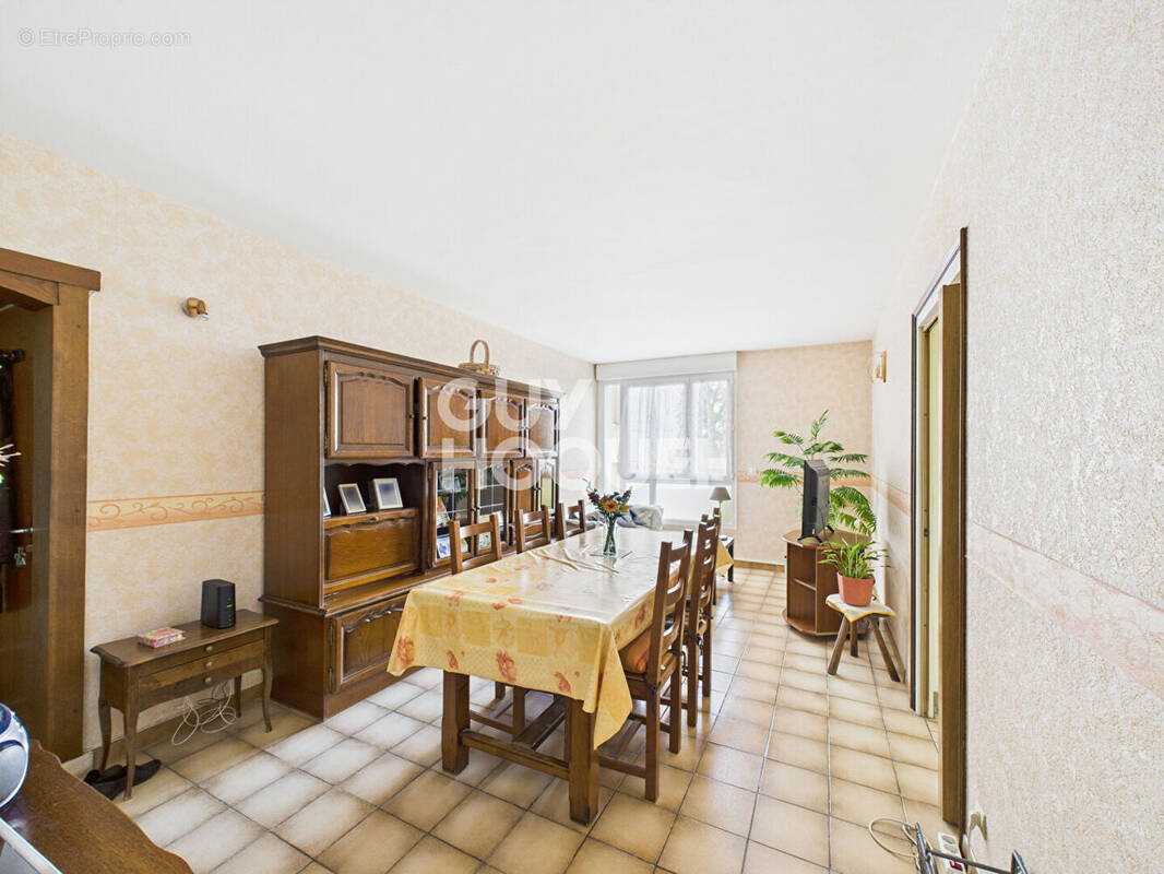 Appartement à SAINT-PIERRE-LES-ELBEUF